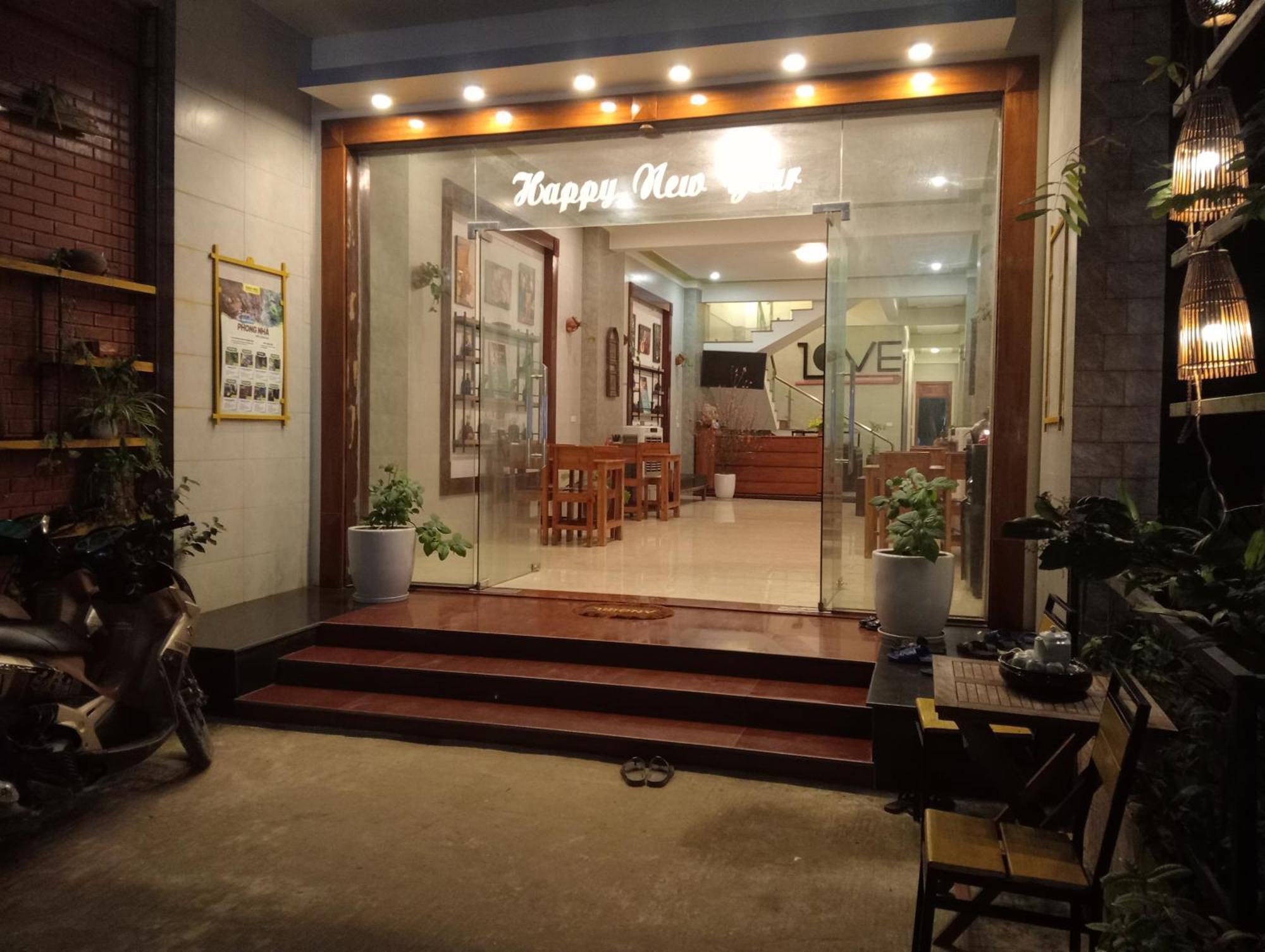 Song Toan Hotel Phong Nha Zewnętrze zdjęcie